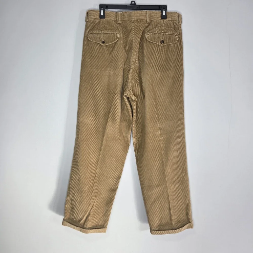 LL Bean Men's 35 (Fits 34x3) Corduroy Khaki Beige/Tan Pleated Cuffed Flap Pocket